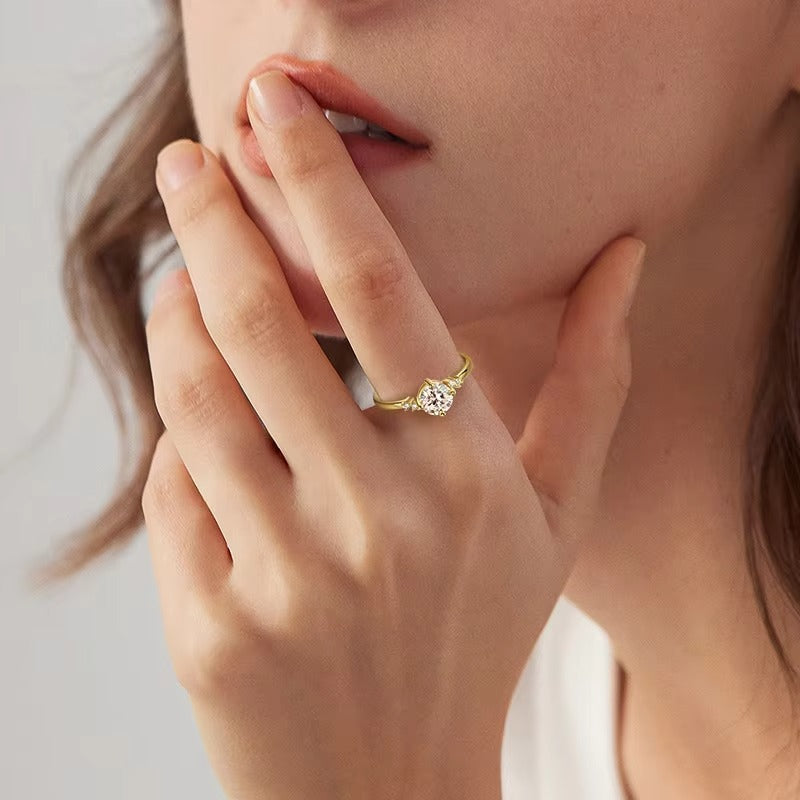 Sinnha Élevon™ Ring