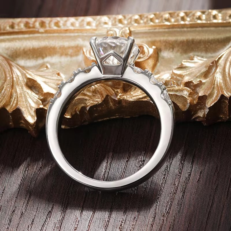 Sinnha™ D’Véra Ring